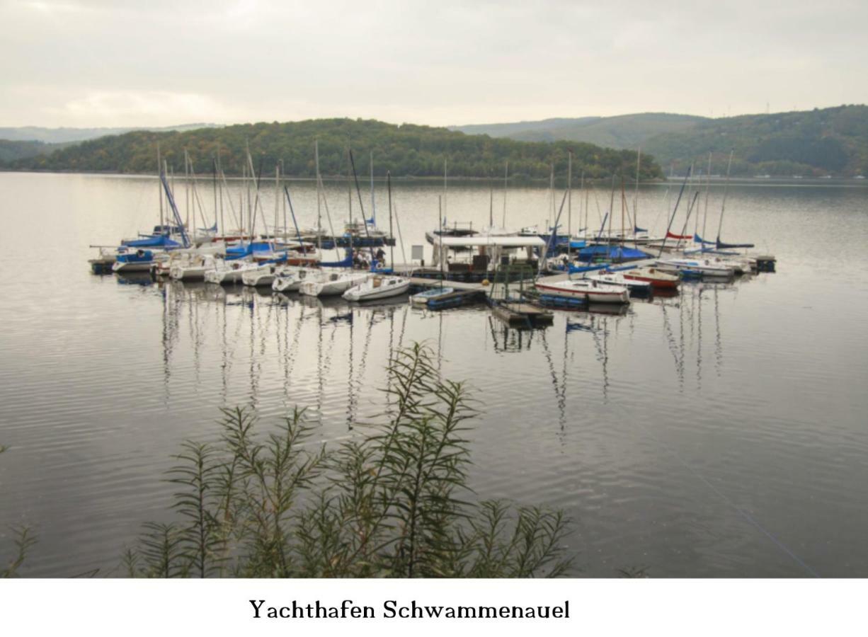 Ferienwohnung Gross B Шляйден Екстер'єр фото